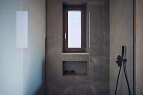 Omnia Villa I - Heated Pool Stunning Seaview