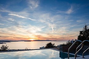 Omnia Villa II - Heated Pool Dazzling Seaview