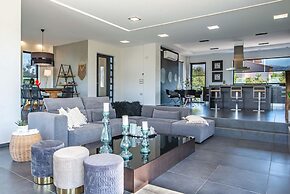 Villa Vega I Heated Pool Next to Nature