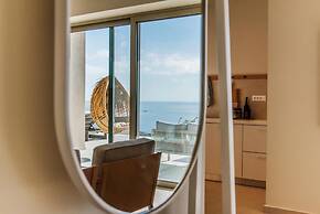 Villa Cielo I Free Heated Pool Stunning Seaview