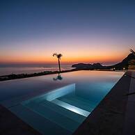 Villa Cielo I Free Heated Pool Stunning Seaview