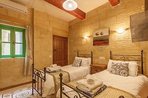 Gozitan Farmhouse with Pool - PP 3