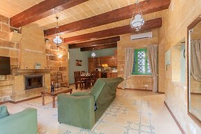 Gozitan Farmhouse with Pool - PP 3