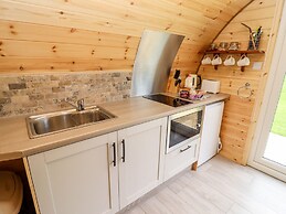 Meadow Lodge @ Berrys Place Farm