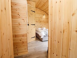 Meadow Lodge @ Berrys Place Farm