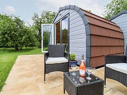 Meadow Lodge @ Berrys Place Farm