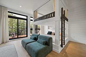 Verbier Tremblant by RVMT