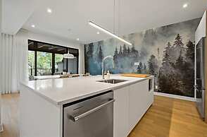 Verbier Tremblant by RVMT