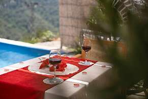 Kabak Freedom Deluxe Hotel