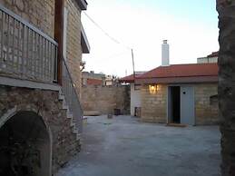 Immaculate 4-bed House in Pissouri