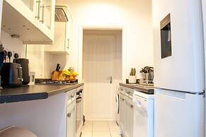 Apartment Ideal for Hospital by Nest Stays