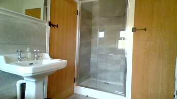 Lovely 1-bed Lodge in Drybrook