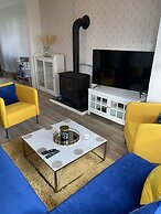 Maison De Montgibaud