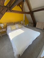 Maison De Montgibaud