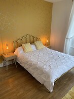 Maison De Montgibaud