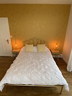 Maison De Montgibaud