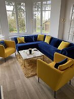 Maison De Montgibaud