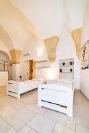 Holiday Home Sleeps 6 in the Historic Center of Le