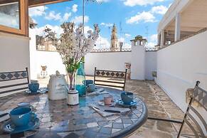 Holiday Home Sleeps 6 in the Historic Center of Le
