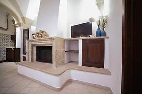 Holiday Home Sleeps 6 in the Historic Center of Le