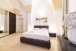Holiday Home Sleeps 6 in the Historic Center of Le