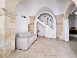 Holiday Home Sleeps 6 in the Historic Center of Le