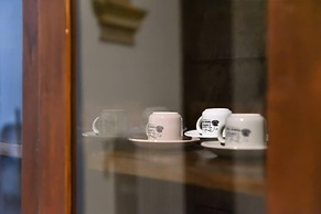 Holiday Home Sleeps 6 in the Historic Center of Le