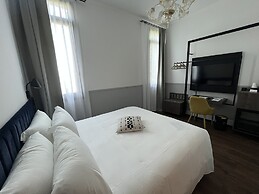 The Foscarini