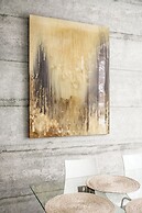 Cozy Houses in Downtown Toronto by GLOBALSTAY