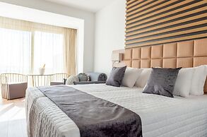 Piere Anne Beach Hotel