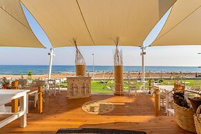Piere Anne Beach Hotel