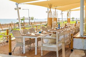 Piere Anne Beach Hotel