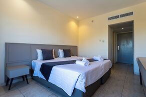 Piere Anne Beach Hotel