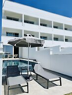 Piere Anne Beach Hotel