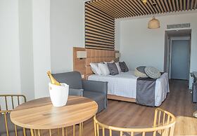 Piere Anne Beach Hotel