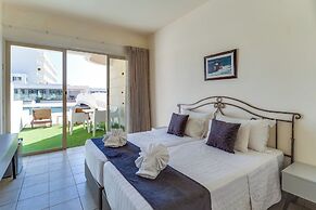 Piere Anne Beach Hotel