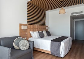 Piere Anne Beach Hotel