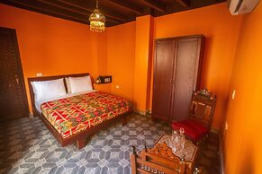 Gamaleya Boutique Hotel