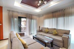 Resona Pool Villa by Aonanta Group