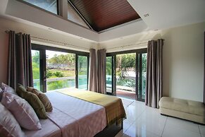 Resona Pool Villa by Aonanta Group