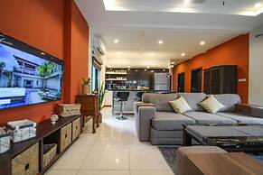 Resona Pool Villa by Aonanta Group