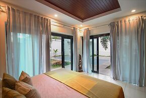 Resona Pool Villa by Aonanta Group