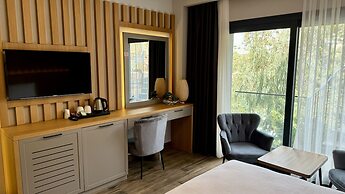 The Rest Port Argento