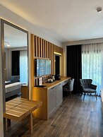 The Rest Port Argento