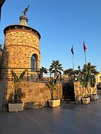 The Rest Port Argento