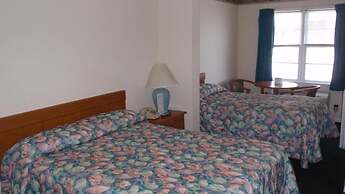 Majestic Hotel & Apartments