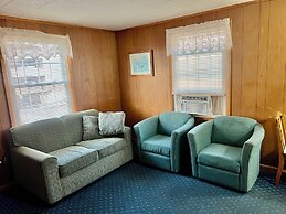 Majestic Hotel & Apartments