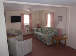 Majestic Hotel & Apartments