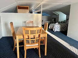 Majestic Hotel & Apartments