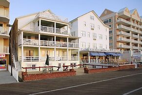 Majestic Hotel & Apartments